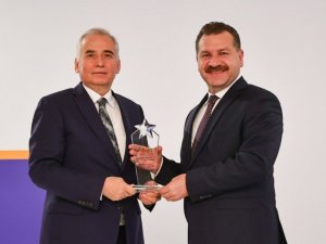 Büyükşehir ödüllere doymuyor