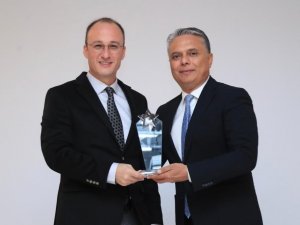 Karasinekle mücadeleye çevreci yaklaşan Pamukkale Belediyesine ödül geldi