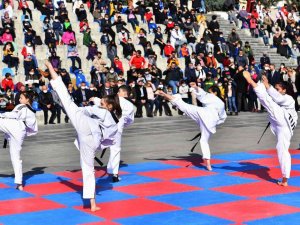 Ankara’da “Eğitim ve Spora Destek Projesi” başladı