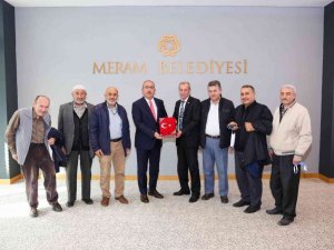 Başkan Kavuş’a vatandaşların ziyaretleri sürüyor