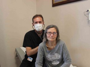 Tek seansta 5 ameliyat birden geçirdi