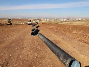 Kahta’daki çevre yolu alt yapı çalışmaları devam ediyor