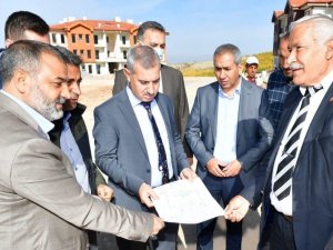 Başkan Çınar, Melekbaba Mahallesindeki projeleri inceledi