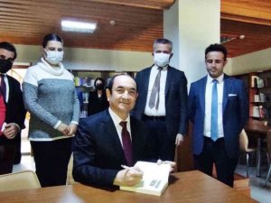 “Her kütüphane bir hapishane kapatır”