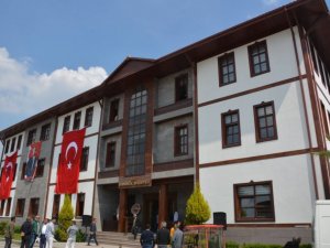 Germencik Belediyesi, belediye binasına kavuştu