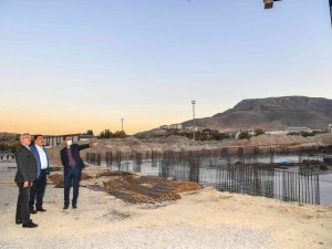 Gürkan, Orduzu bölgesinde yapılan spor kompleksi çalışmalarını inceledi