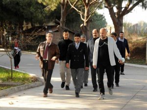 Rektör Aldemir, Veteriner Fakültesi’nde incelemelerde bulundu