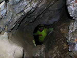 Hakkari’de 6 mağara keşfedildi