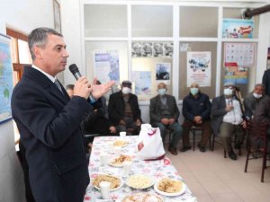 İmar planı biten mahalleliler tapuları ile buluşturuldu