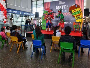 AŞTİ tiyatro oyunlarına ev sahipliği yapıyor