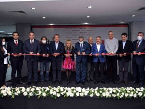 Mersin 6. Kitap Fuarı kapılarını açtı