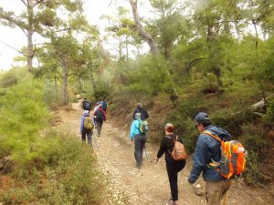 Ayvalık’ta öğretmenler doğada buluştu