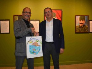 Ayvalık’ın değerleri aynı sergide buluşturuldu