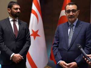 Bakan Dönmez: “KKTC’deki fuel oil santralleri doğal gaz santraline dönüştürülecek”