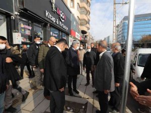 Vali Bilmez ve Milletvekili Arvas çarşı esnafını gezdi