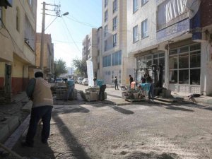 Haliliye Belediyesinden 4 mahallede kilitli parke çalışması