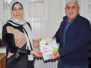 Öğretmen yazardan iki kitap
