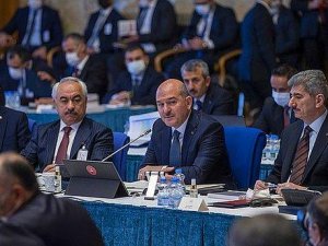 Soylu’dan, Özkoç’a: "Ben gülmüyorum"