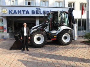 Kahta Belediyesi araç filosunu güçlendirdi