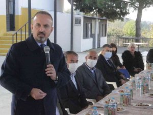 AK Parti Grup Başkanvekili ve AK Parti Çanakkale Milletvekili Bülent Turan Denizgöründü Cemevi’ni ziyaret etti.