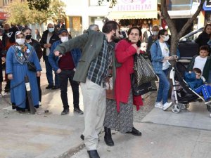 KADES uygulamasını tiyatro oyunuyla anlattılar