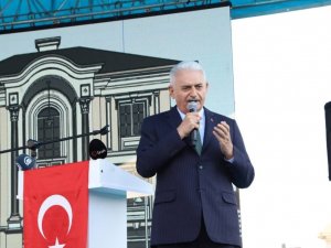 Yıldırım, memleketi Erzincan’da bir dizi açılış programlarına katıldı