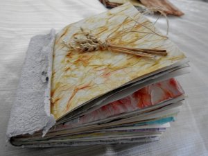 Çeşme’de kağıdın sanata dönüştüğü çok özel sergi