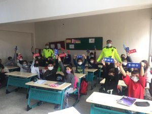 Söke’de trafik polisleri eğitim projesine devam ediyor
