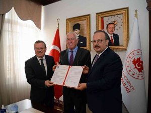 Bursa Uludağ Üniversitesi, Diş Hekimliği Fakültesi binasına kavuşacak