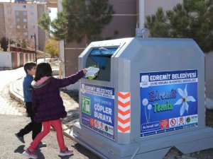 Edremit’te teknolojik çöp toplama sistemi hizmete girdi