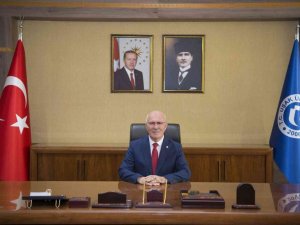 Ekrem Savaş, yeniden Uşak Üniversitesi Rektörlüğüne atandı
