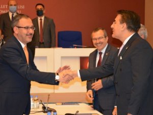 Aydemir Gençlik ve Spor’da AK Yaklaşımı paylaştı