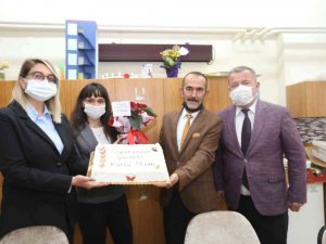 Efeler, Öğretmenler Günü’nü kutladı