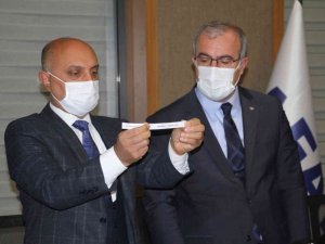 Elazığ’da deprem konutları hak sahiplerine teslim edilmeye devam ediyor