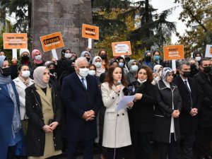 AK Parti Trabzon İl Kadın Kolları Başkanı Sürmen: “Kadına yönelik şiddet sadece ülkemizde değil maalesef tüm dünyada bir sorundur”
