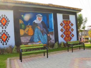 Toroslar’daki trafolar kilim motifleriyle renkleniyor