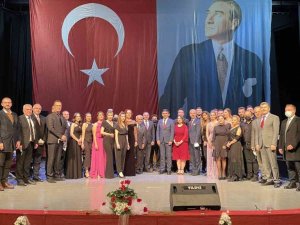 Öğretmenlerden, öğretmenler gününe özel müzik şöleni