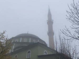 Afyon’da sis etkili oldu