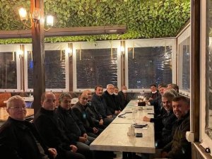 Gönül dostlarıyla bir araya geldi