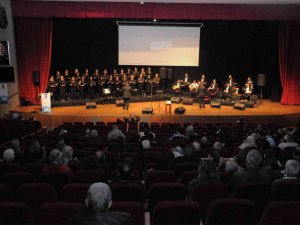 Belediye Kent Konseyi Kadın Korosu Çanakkale’de konser verdi