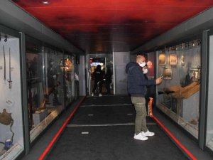 Çanakkale Savaşları Mobil Müzesi Rize’de yoğun ilgi gördü