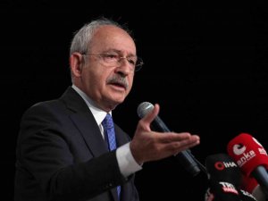 CHP Genel Başkanı Kılıçdaroğlu: “Öğretmenler Meslek Kanunu diye özel bir yasanın çıkması lazım”
