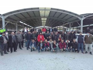 Hisarcık’ta maden işçileri, işten çıkarmaları protesto etti