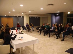 Bodrum’da ’Şiddetsiz Bir Dünya’ paneli düzenlendi