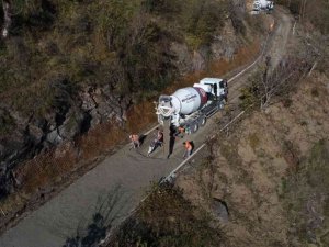 Samsun’da ulaşım beton yollarla kolaylaşıyor