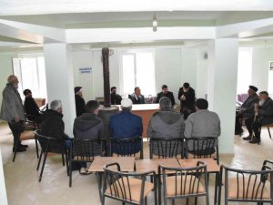 Başkan Beyoğlu hasta ve yaşlılarla bir araya geldi