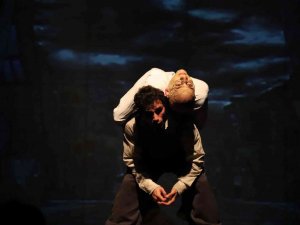 ‘Joko’nun Doğum Günü’ Kartal’da izleyenleri büyüledi