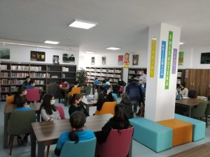 Tekkeköy İlçe Halk Kütüphanesi yenilenen yüzüyle ilgi görüyor