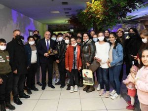 Sarıkamış’tan gelen öğrencileri Keçiören Belediyesi misafir etti