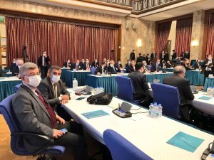 MHP’den Sağlık Bakanı Koca’ya eşekkür